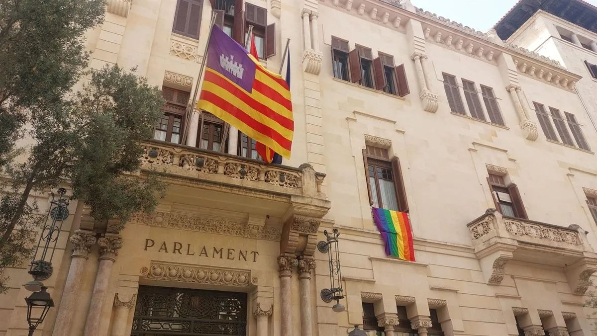 Parlament balear rechaza el "pin parental" propuesto por Vox