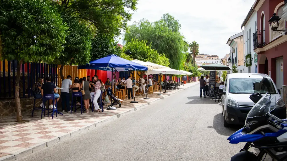 carreteria-la-calle-malaguena-que-se-convierte-en-paraiso-gastronomico