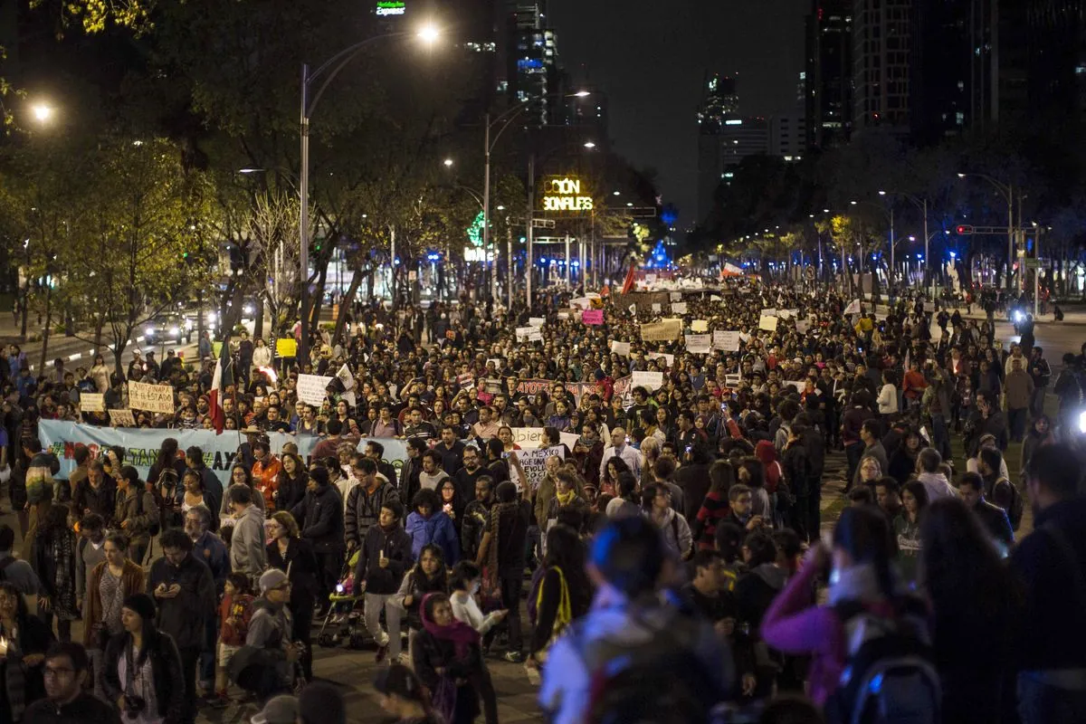 A 10 años de Ayotzinapa: Familias acusan a AMLO de traición