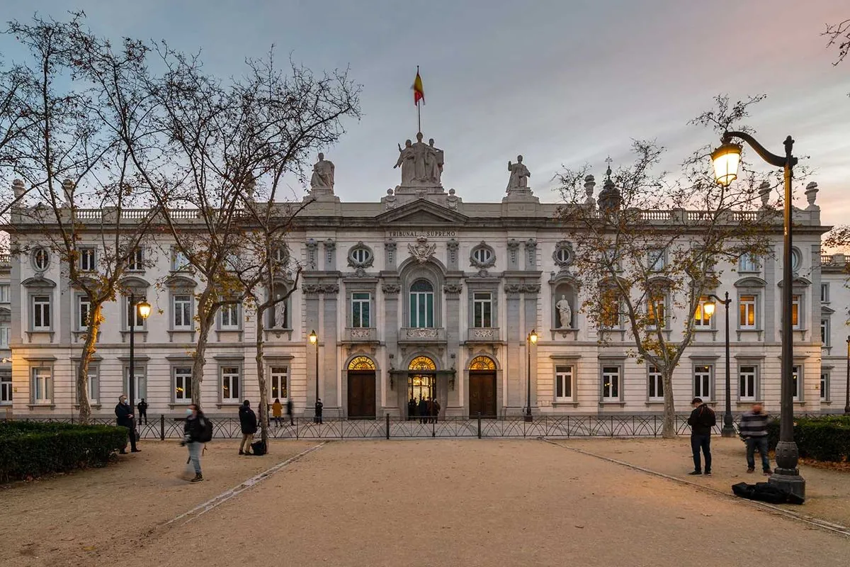 Supremo rechaza amnistía para líderes catalanes condenados por malversación