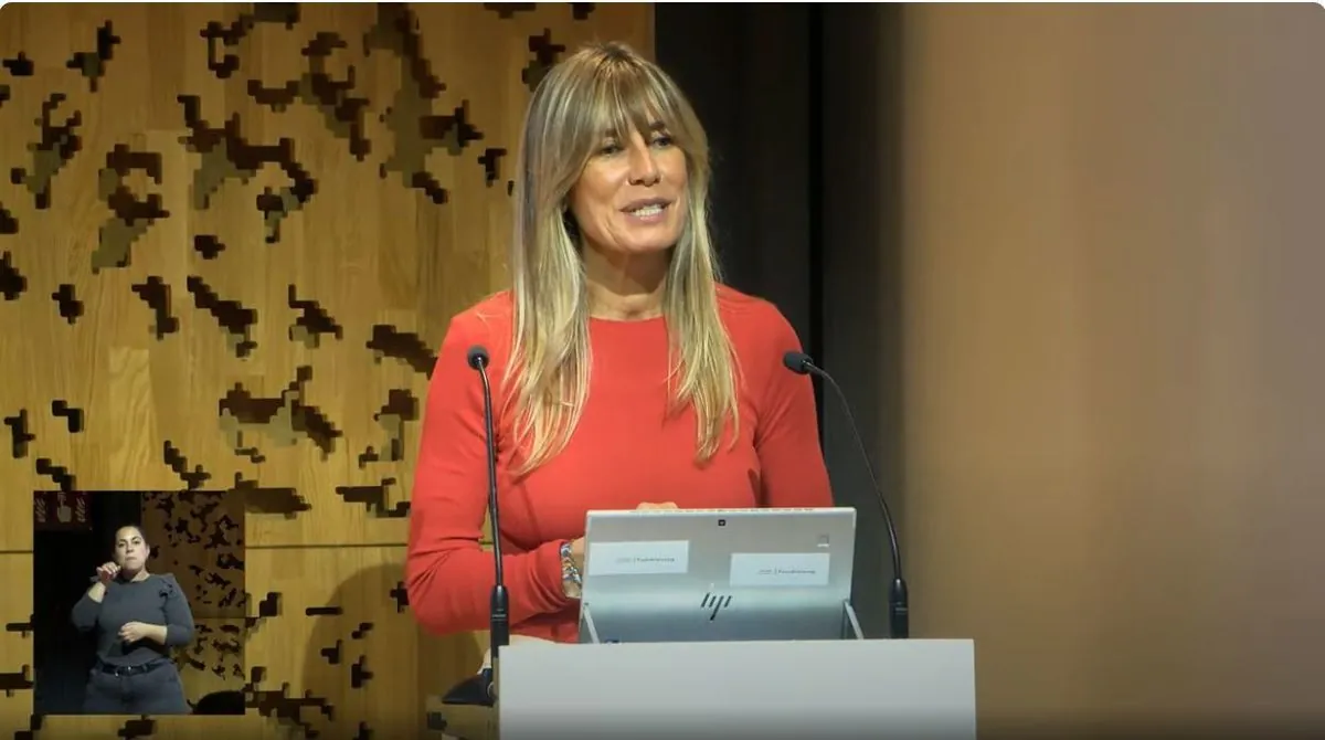 Begoña Gómez inaugura foro sobre activismo juvenil en medio de controversia legal