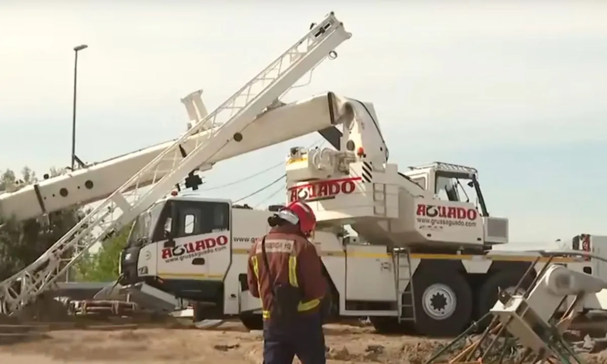 Trágico accidente laboral: conductor de grúa fallece en Mejorada del Campo