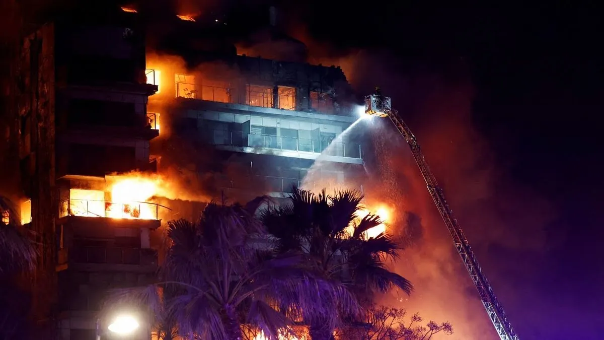 Incendio en Valencia: Patinete eléctrico deja tres hospitalizados