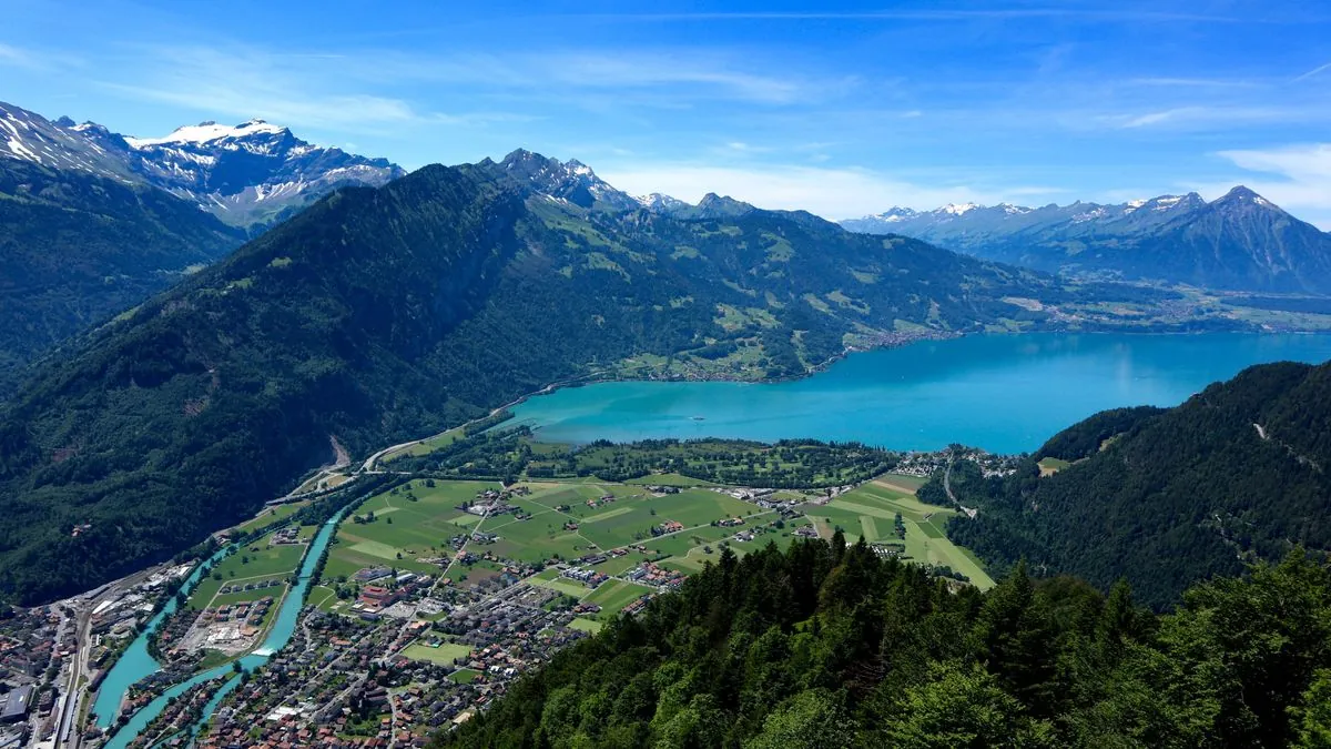 Interlaken: Paraíso de aventuras entre lagos y montañas suizas