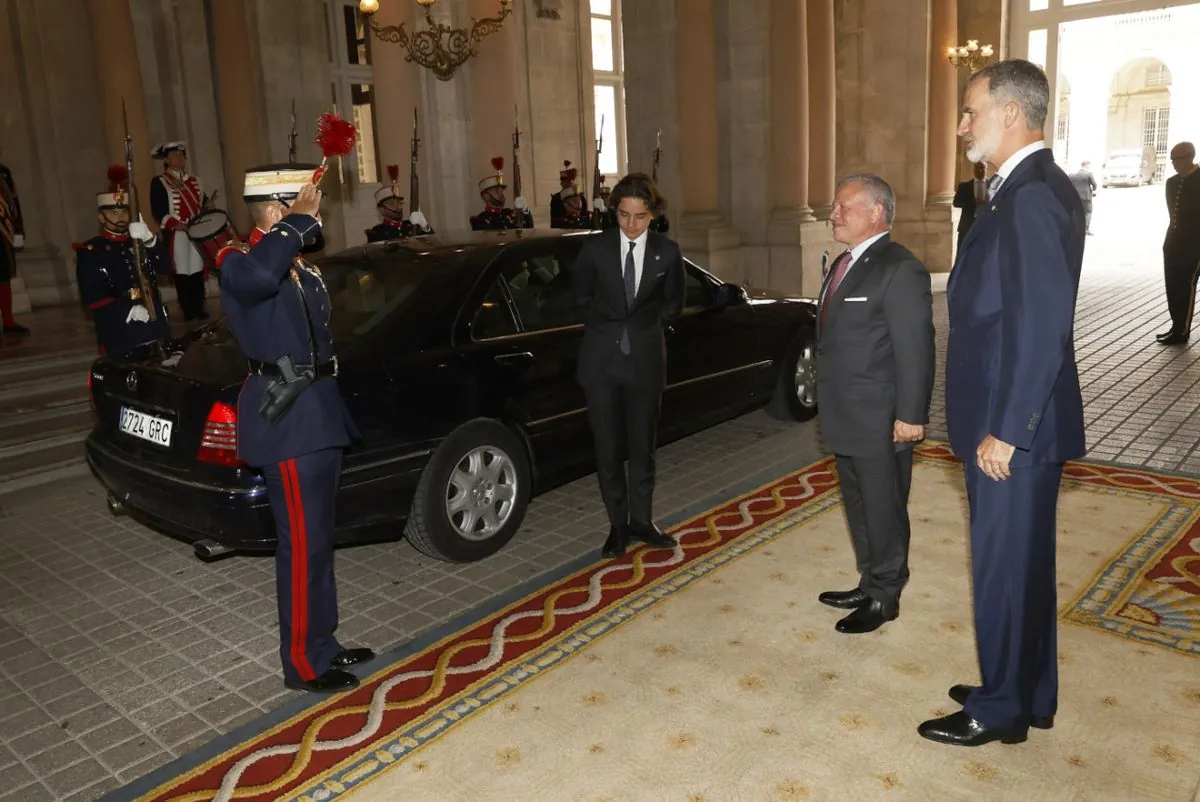 Felipe VI realiza visita relámpago a Jordania en medio de tensiones regionales