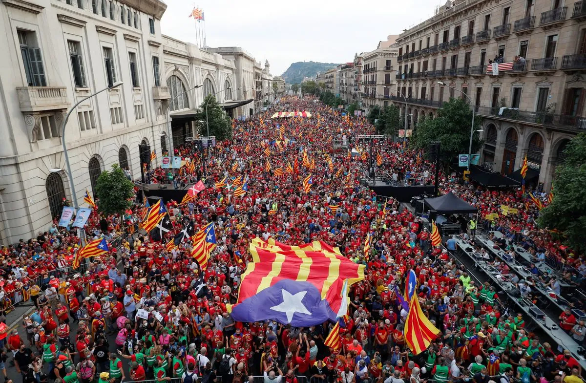 manifestacion-en-barcelona-hispanidad-y-derechos-linguisticos-en-foco