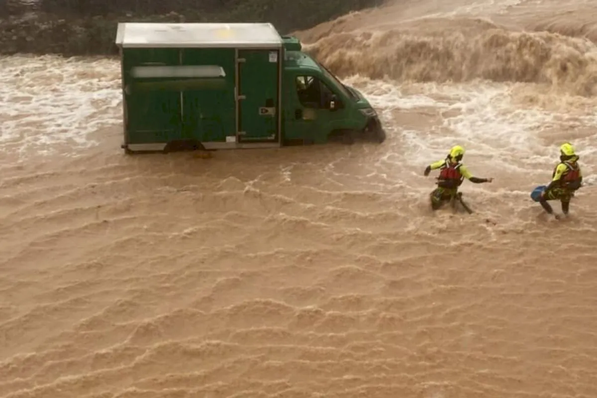 Tormenta histórica provoca caos y rescates en Valencia