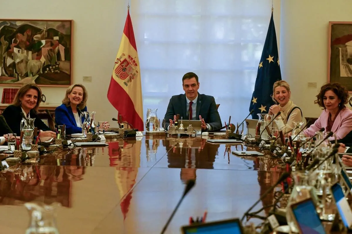 Polémica reunión del presidente valenciano durante emergencia climática