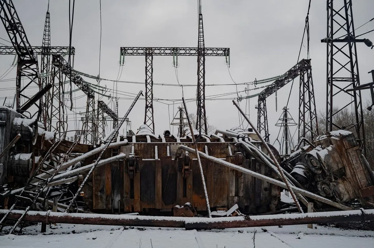 Ataque masivo ruso deja a Ucrania sin luz en pleno invierno