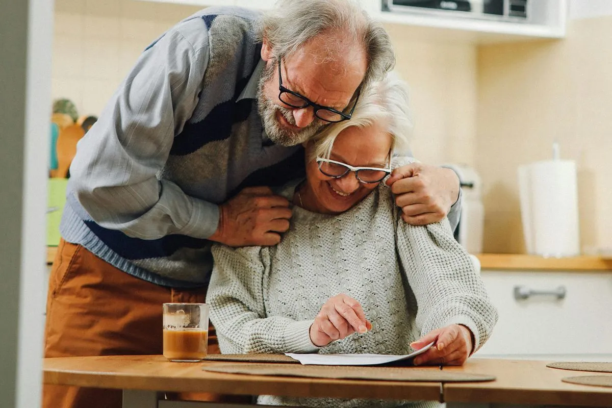 Millones de jubilados españoles esperan el gran cambio en sus pensiones