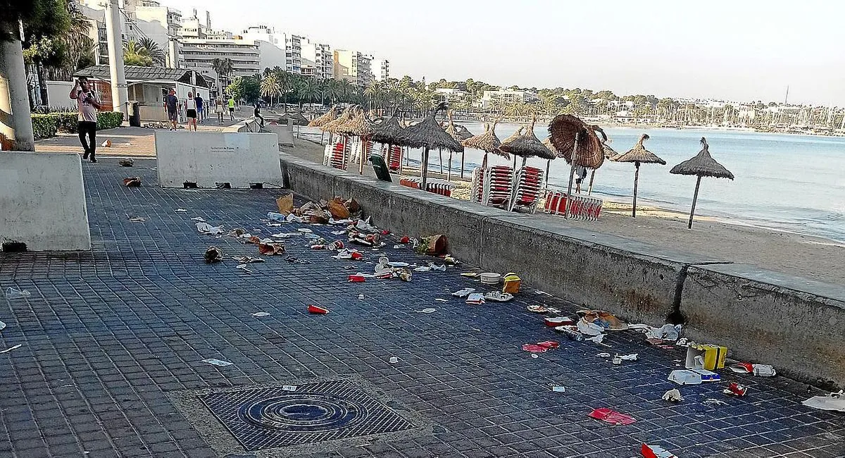 Seis fallecidos en brutal accidente cerca del aeropuerto de Mahón