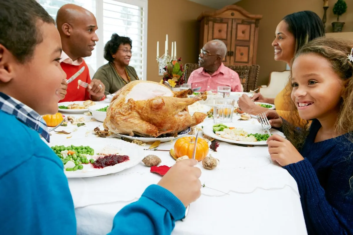 Guía práctica: Como sobrevivir reuniones familiares estas fiestas sin drama