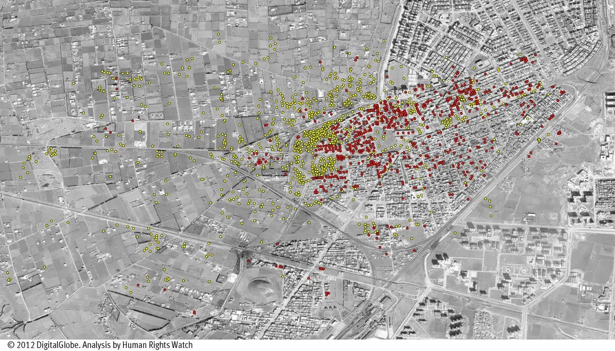 Rebeldes sirios a punto de tomar Homs mientras miles huyen de la ciudad